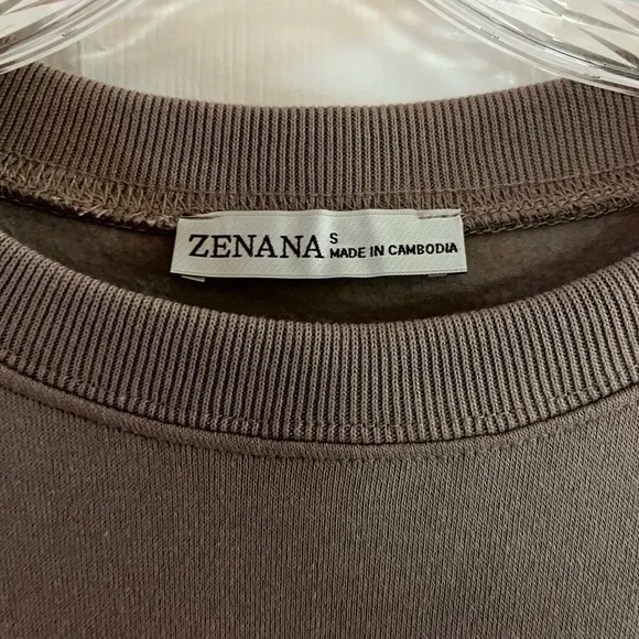 Zenana/women’s NWOT Cocoa Boyfriend Crewneck Top Size S - Picture 6 of 7
